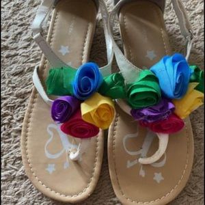 Girls flower sandals (size 5)